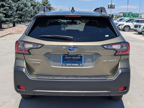 Used 2025 Subaru Outback Premium w/ Popular Package #1 AWD/4WD image 5