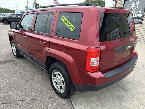 Used 2015 Jeep Patriot Sport w/ Power Value Group AWD/4WD image 7