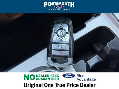 Used 2022 Ford Explorer XLT w/ Equipment Group 202A image 14