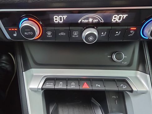 Used 2022 Audi Q3 2.0T Premium Plus image 65