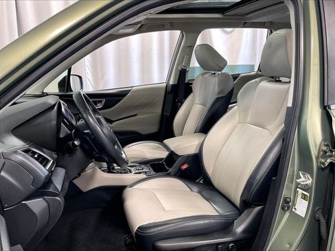 Used 2021 Subaru Forester Limited AWD/4WD image 10