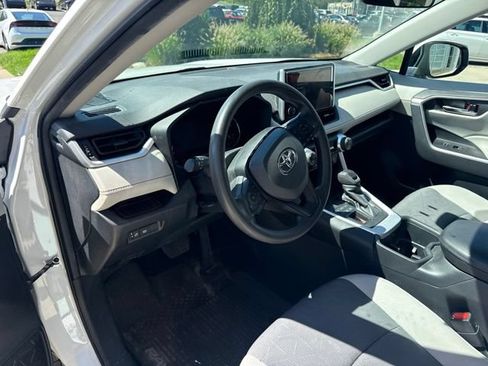 Used 2024 Toyota RAV4 XLE AWD/4WD image 14