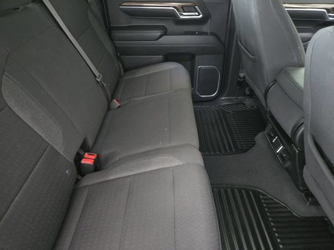 Used 2024 Chevrolet Silverado 1500 LT RWD image 35
