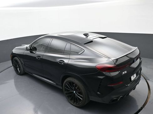 Used 2022 BMW X6 xDrive40i w/ M Sport Package AWD/4WD image 33