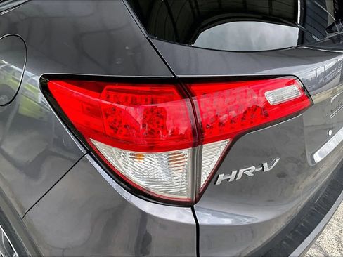 Used 2022 Honda HR-V EX image 20