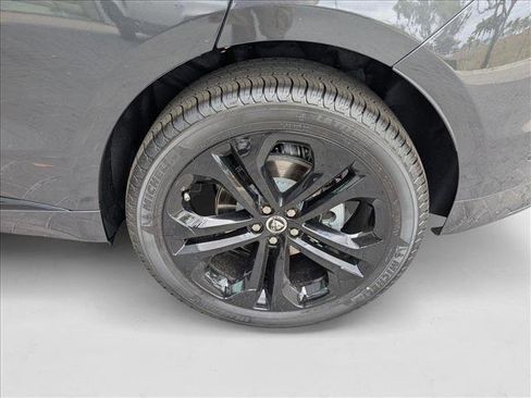 New 2026 Jaguar F-PACE R-Dynamic S image 10