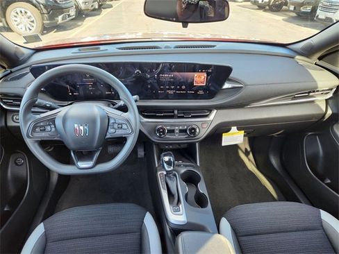 New 2025 Buick Envista Preferred w/ Convenience II Package image 15