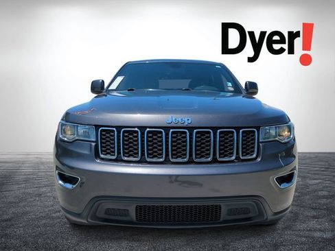 Used 2019 Jeep Grand Cherokee Laredo w/ Laredo X Package RWD image 9