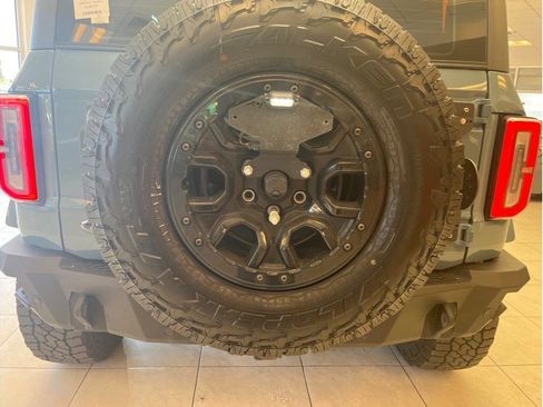 Used 2022 Ford Bronco Outer Banks image 25