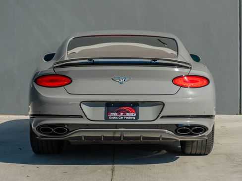 Used 2022 Bentley Continental GT image 8