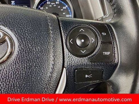Certified 2018 Toyota RAV4 Limited image 14