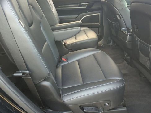 Used 2023 Kia Telluride S AWD/4WD image 20