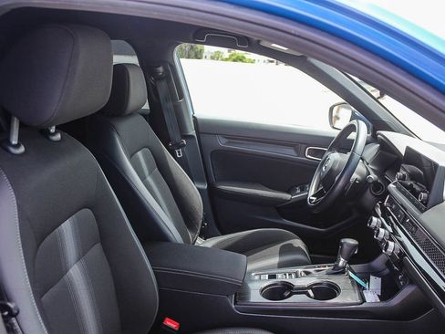 Certified 2024 Honda Civic Sport image 17