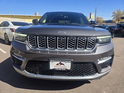 Used 2022 Jeep Grand Cherokee Summit image 2