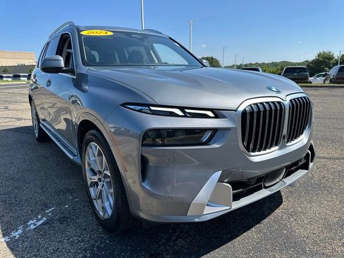Used 2024 BMW X7 xDrive40i AWD/4WD image 18