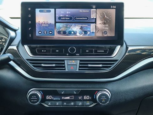 Used 2025 Nissan Altima 2.5 SR w/ SR Premium Package FWD image 14