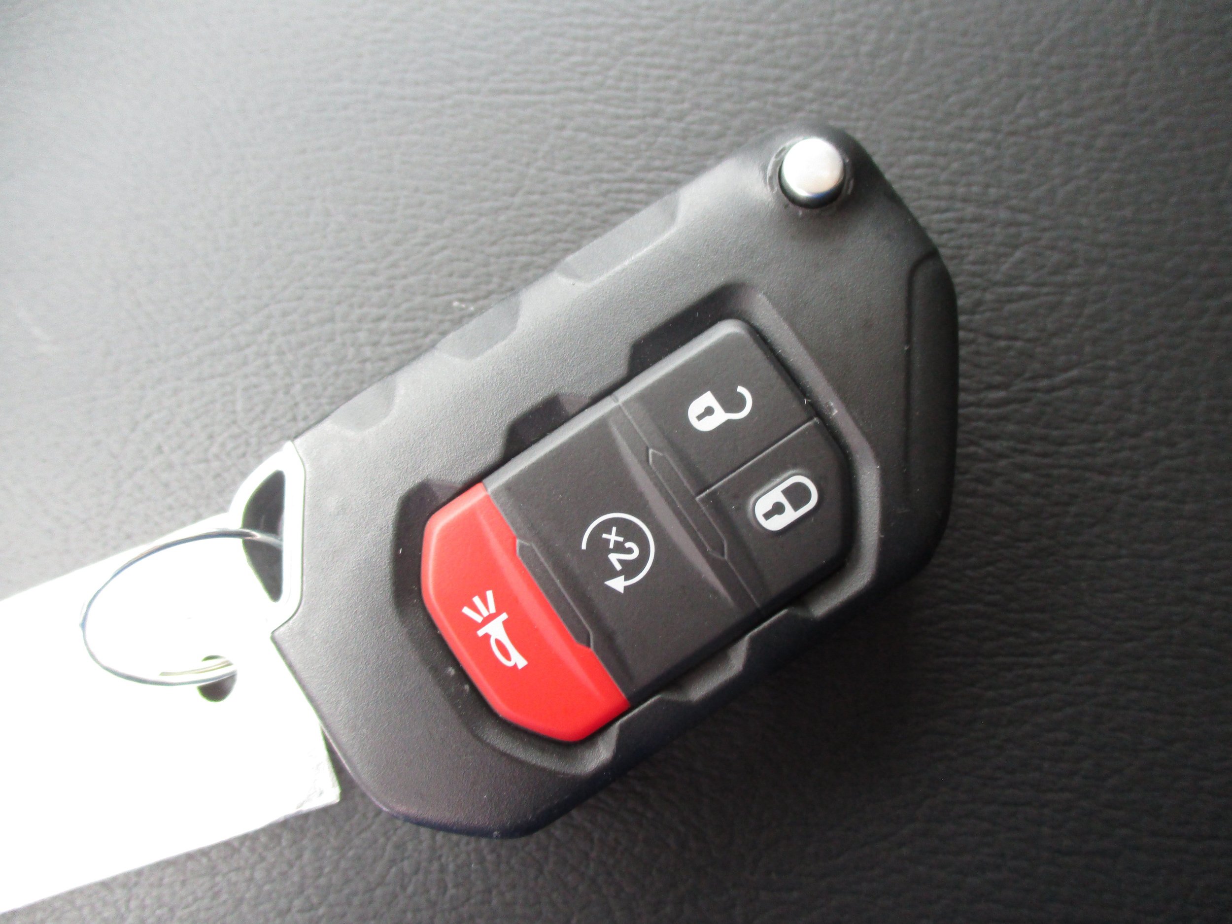 Used 2025 Jeep Wrangler Unlimited Sahara AWD/4WD image 39