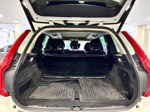 Used 2017 Volvo XC90 T5 Momentum w/ Vision Package image 49