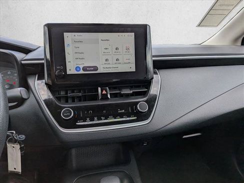 Used 2024 Toyota Corolla LE FWD image 12