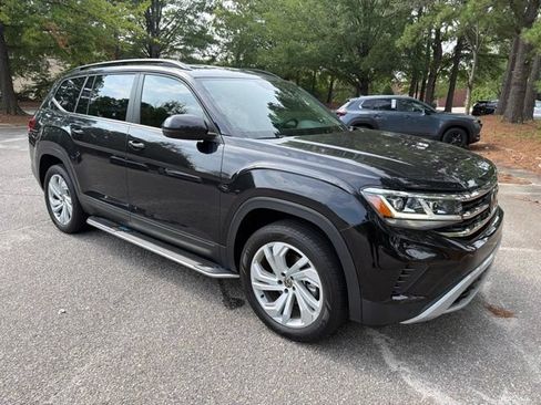 Used 2023 Volkswagen Atlas SE AWD/4WD image 7