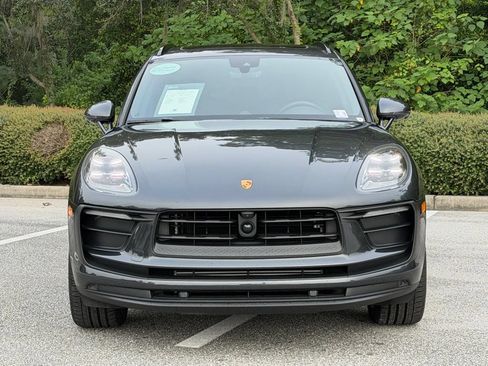 Certified 2026 Porsche Macan AWD/4WD image 25