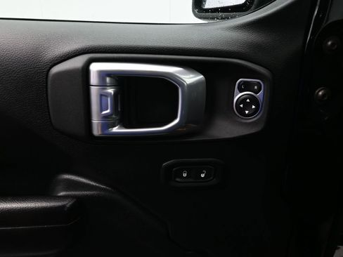 Used 2021 Jeep Wrangler Unlimited Sport image 18