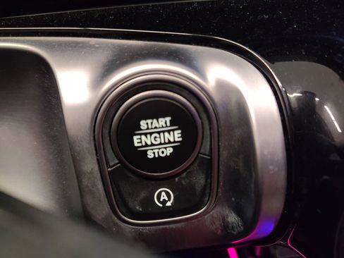 Used 2022 Mercedes-Benz GLB 250 4MATIC image 25