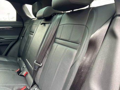 Used 2023 Land Rover Range Rover Evoque R-Dynamic S image 14