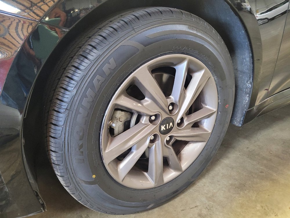 Used 2020 Kia Optima LX FWD image 31