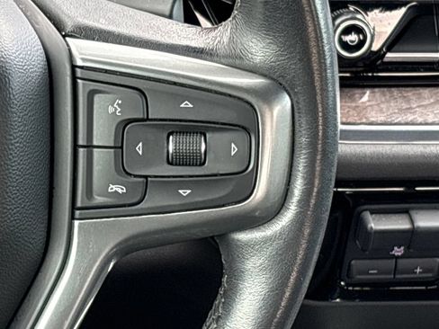 Used 2023 Chevrolet Silverado 1500 LTZ w/ LTZ Convenience Package II AWD/4WD image 17