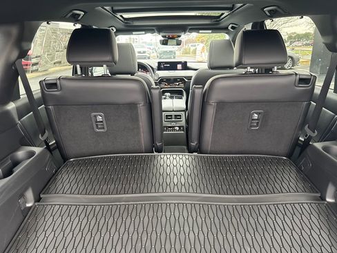 New 2025 MAZDA CX-90 Plug-In Hybrid w/ Premium Plus image 32