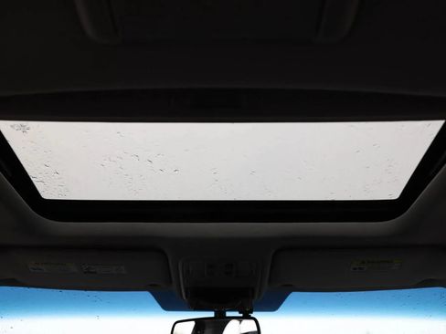 Used 2015 Honda Pilot Touring image 14