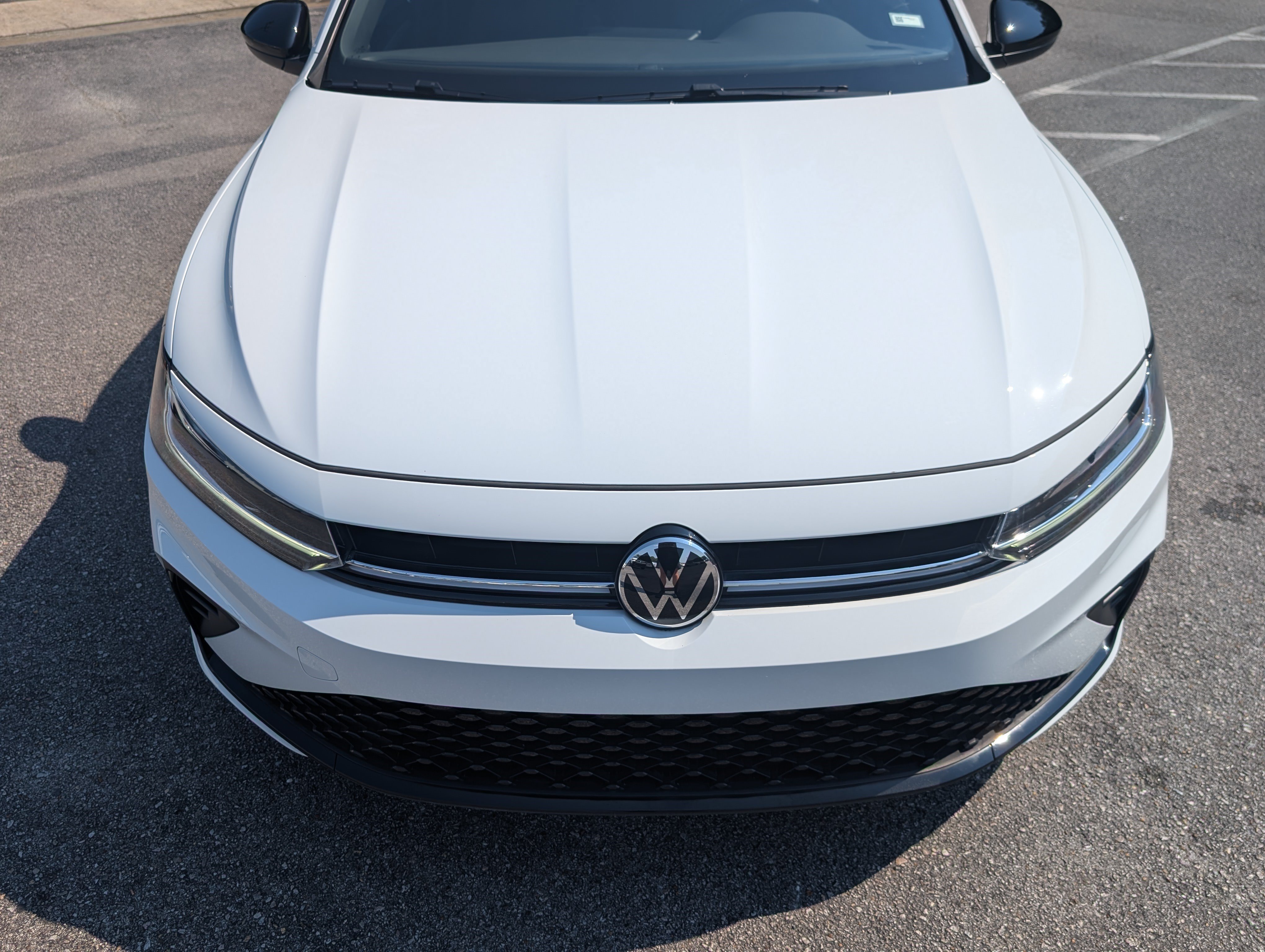 Used 2025 Volkswagen Jetta Sport FWD image 9