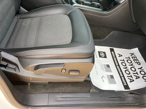 Used 2018 GMC Canyon All Terrain image 23