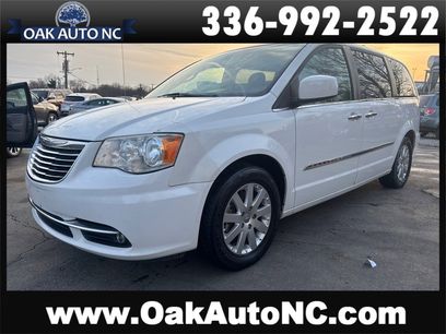 Used 2016 Chrysler Town & Country Touring w/ Driver Convenience Group