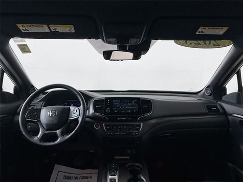 Used 2023 Honda Passport TrailSport image 32