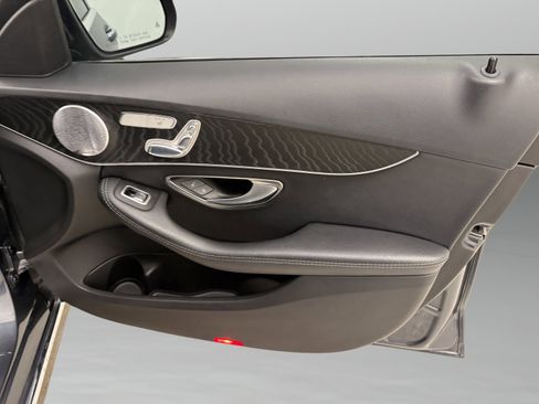 Used 2016 Mercedes-Benz C 300 4MATIC Sedan image 29