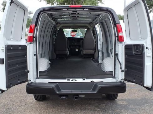 New 2026 Chevrolet Express 3500 Extended w/ Driver Convenience Package RWD image 14