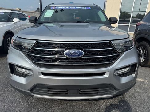 Used 2021 Ford Explorer XLT w/ Equipment Group 202A AWD/4WD image 7