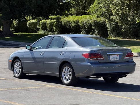 Used 2005 Lexus ES 330 FWD image 7