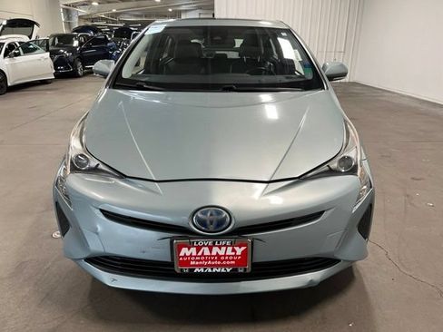 Used 2017 Toyota Prius Four w/ Advanced Technology Package FWD image 8