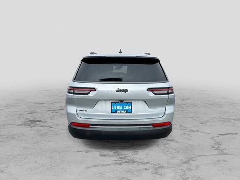 New 2026 Jeep Grand Cherokee L 4WD image 7