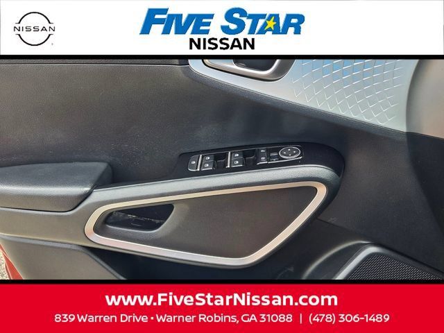 Used 2023 Kia Soul S FWD image 29