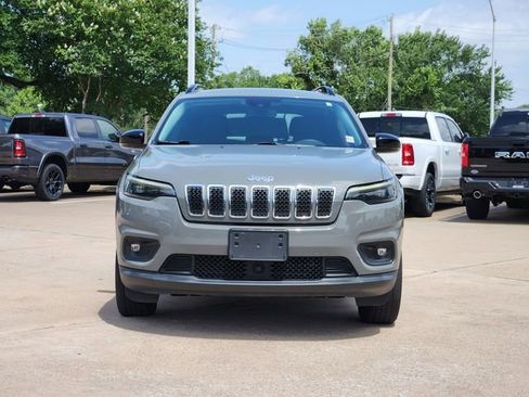 Certified 2022 Jeep Cherokee Latitude Lux AWD/4WD image 2