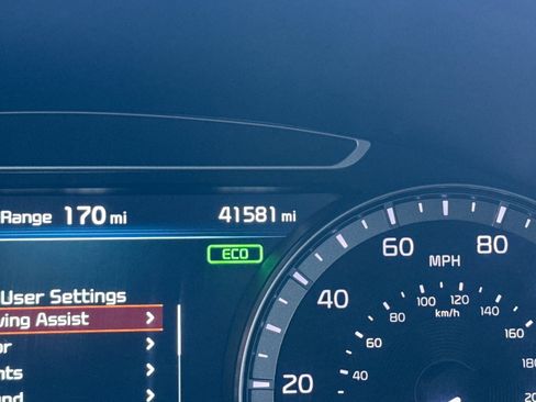 Used 2019 Kia Niro EX Premium w/ Sunroof Package image 30