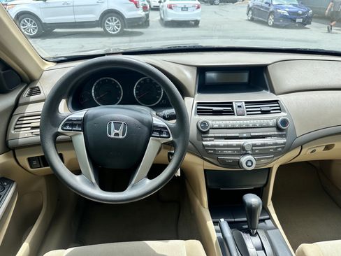 Used 2009 Honda Accord LX image 7