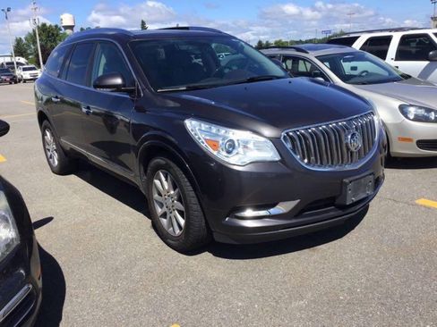 Used 2017 Buick Enclave Leather AWD/4WD image 3