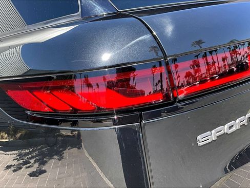 Certified 2024 Land Rover Range Rover Sport SE AWD/4WD image 29