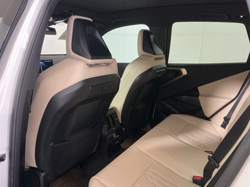 Certified 2025 BMW X3 xDrive30i w/ M Sport Package AWD/4WD image 24