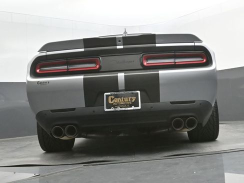 Used 2015 Dodge Challenger R/T Plus image 32